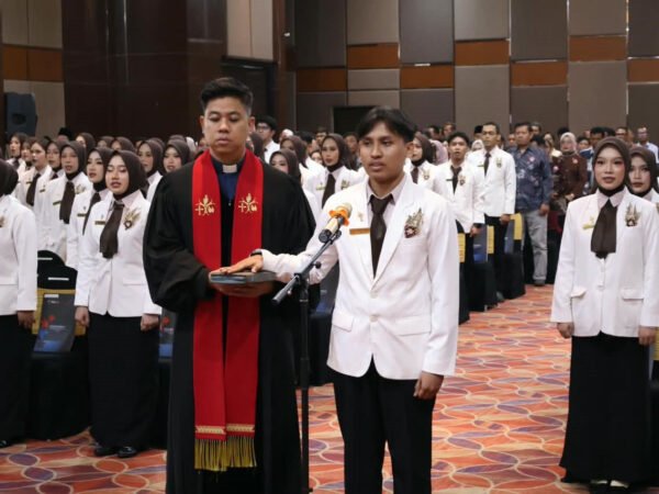 USB Lantik 121 Apoteker Baru, Program Studi Profesi Apoteker Cetak 5.652 Lulusan